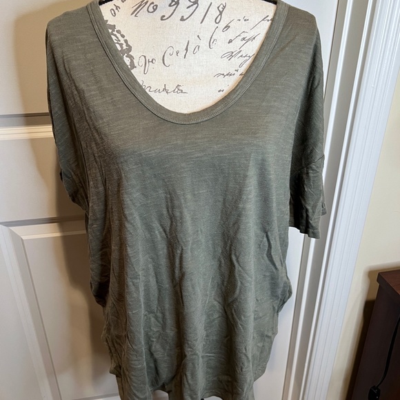 New with Tags Old Navy & Gap Tees T-Shirt V Neck Scoop Neck Shirts - Picture 7 of 12